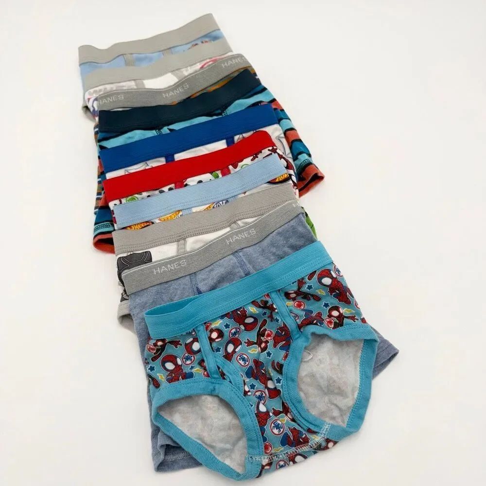 Hanes Fruit of the Loom Toddler Unders US size 4T - Hot Wheels, Spiderman, Boxer